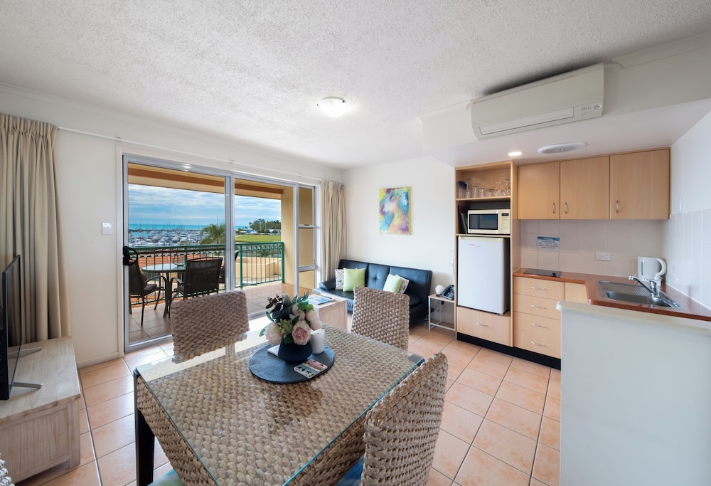 Shingley Beach Resort 55/72