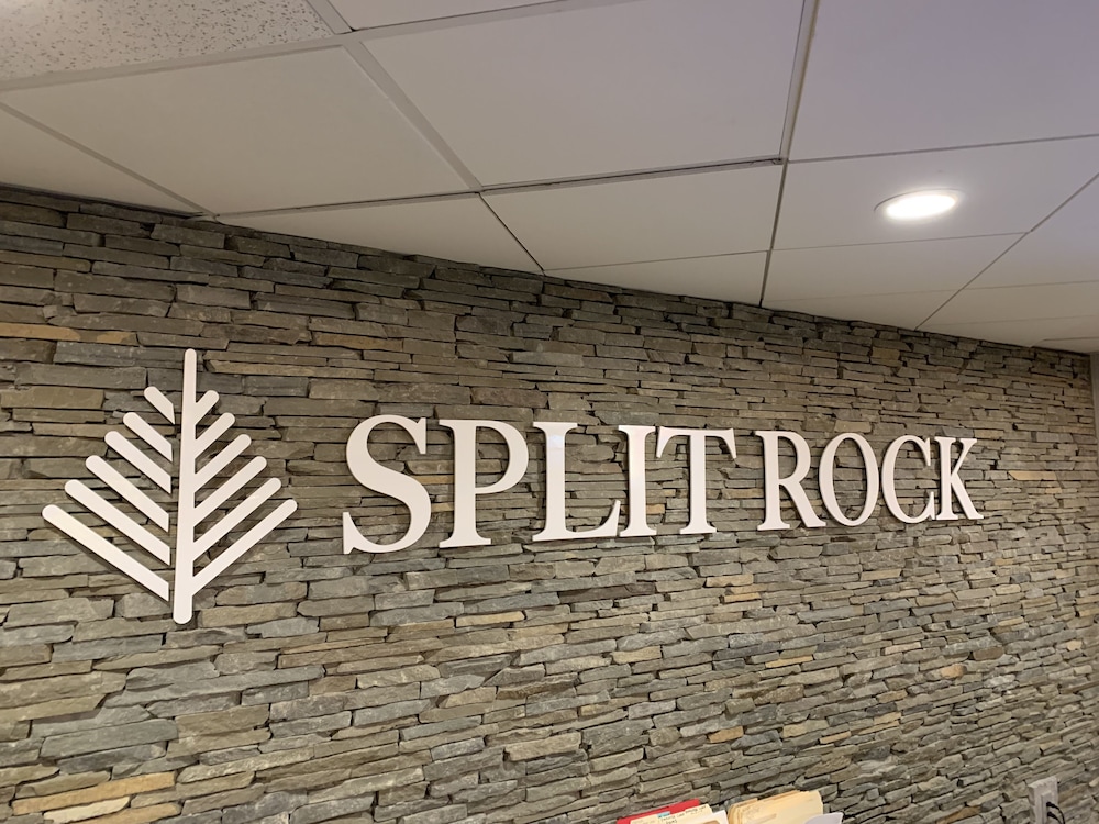 Split Rock Resort 6/79