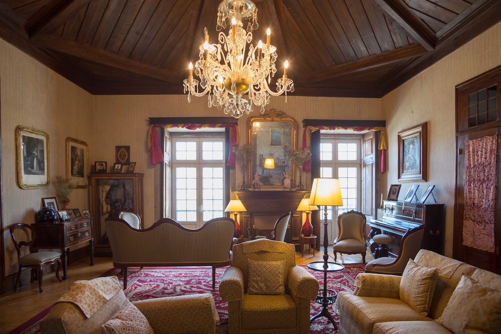 CASA DOS VARAIS 24/37