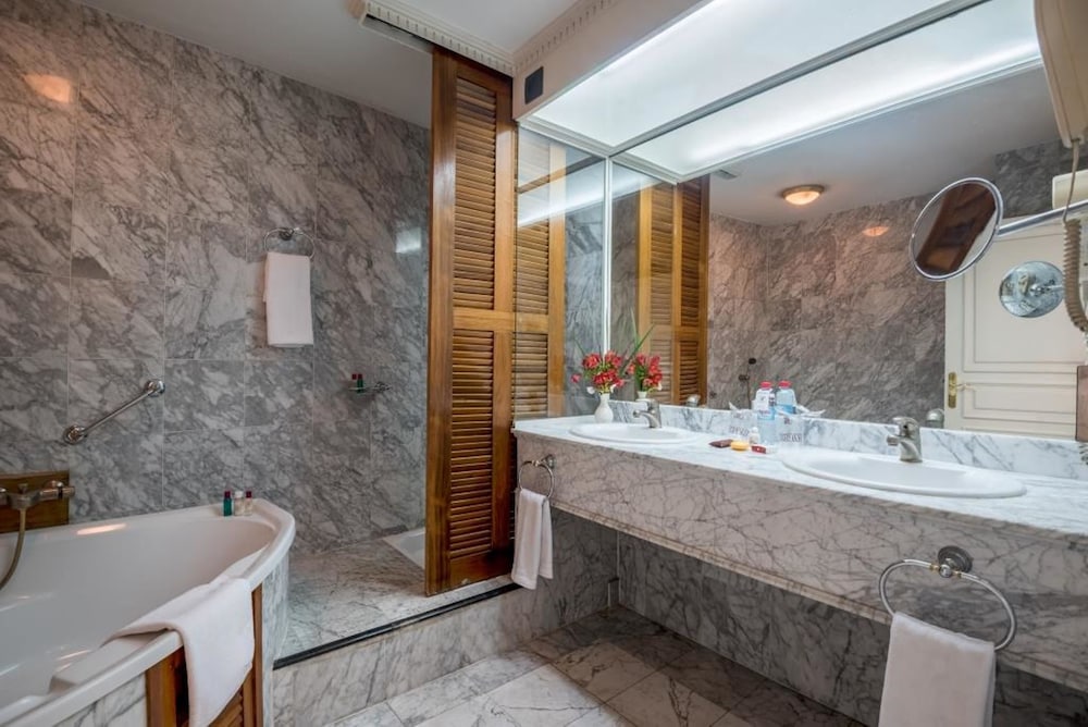 Hotel Colbert Spa Casino 22/75