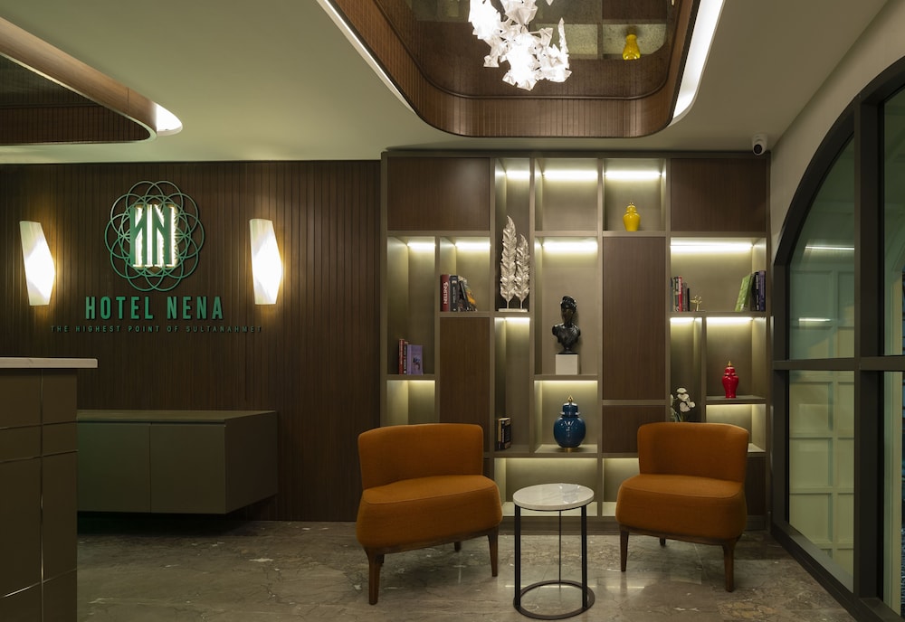 Nena Hotel 44/47