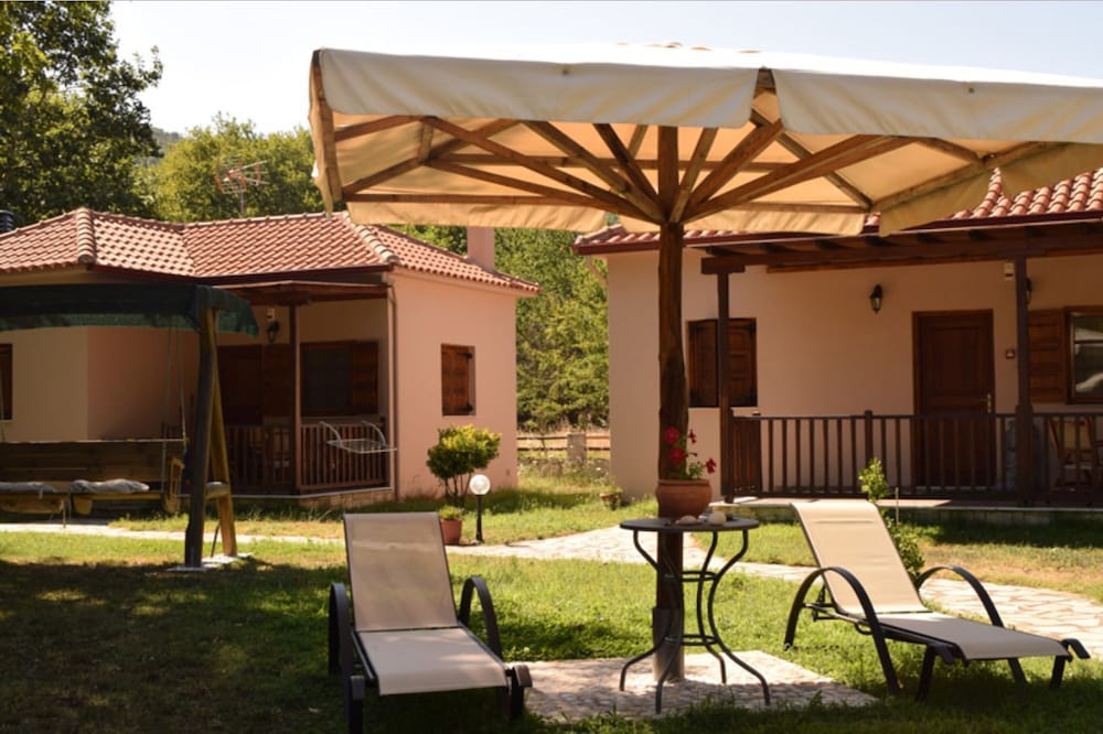 Dodis Village 21/22