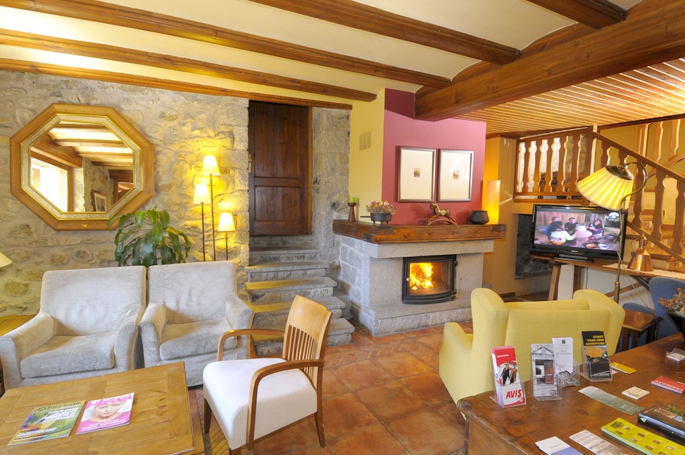 HOTEL CASA CORNEL 23/31