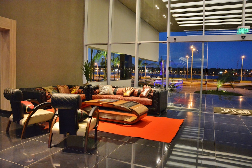 Savoy Hotel Encarnacion 46/69