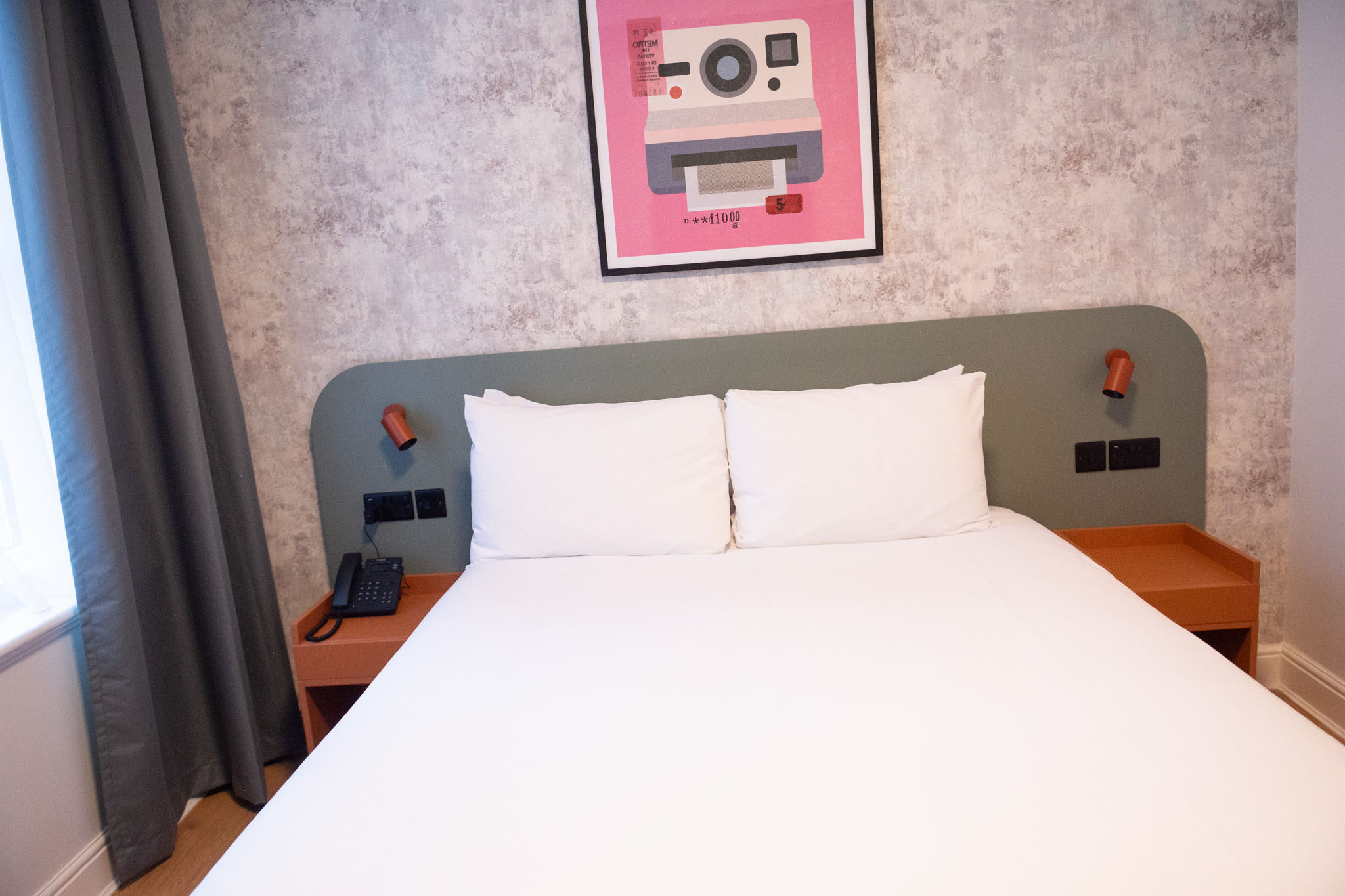 ibis Styles Reading Centre (Ex Quality Hotel Reading) 12/28