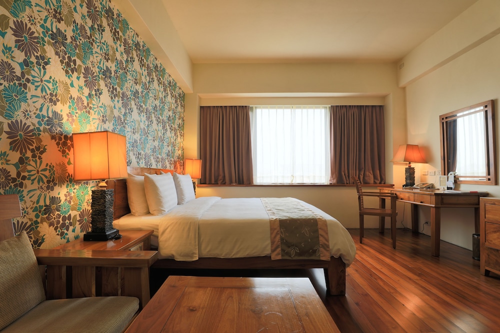 Yentai Hotel 10/41