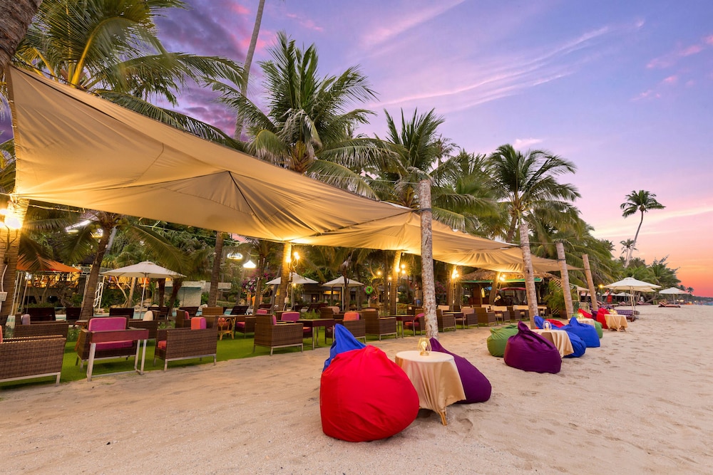 Hoang Ngoc Beach Resort 76/87