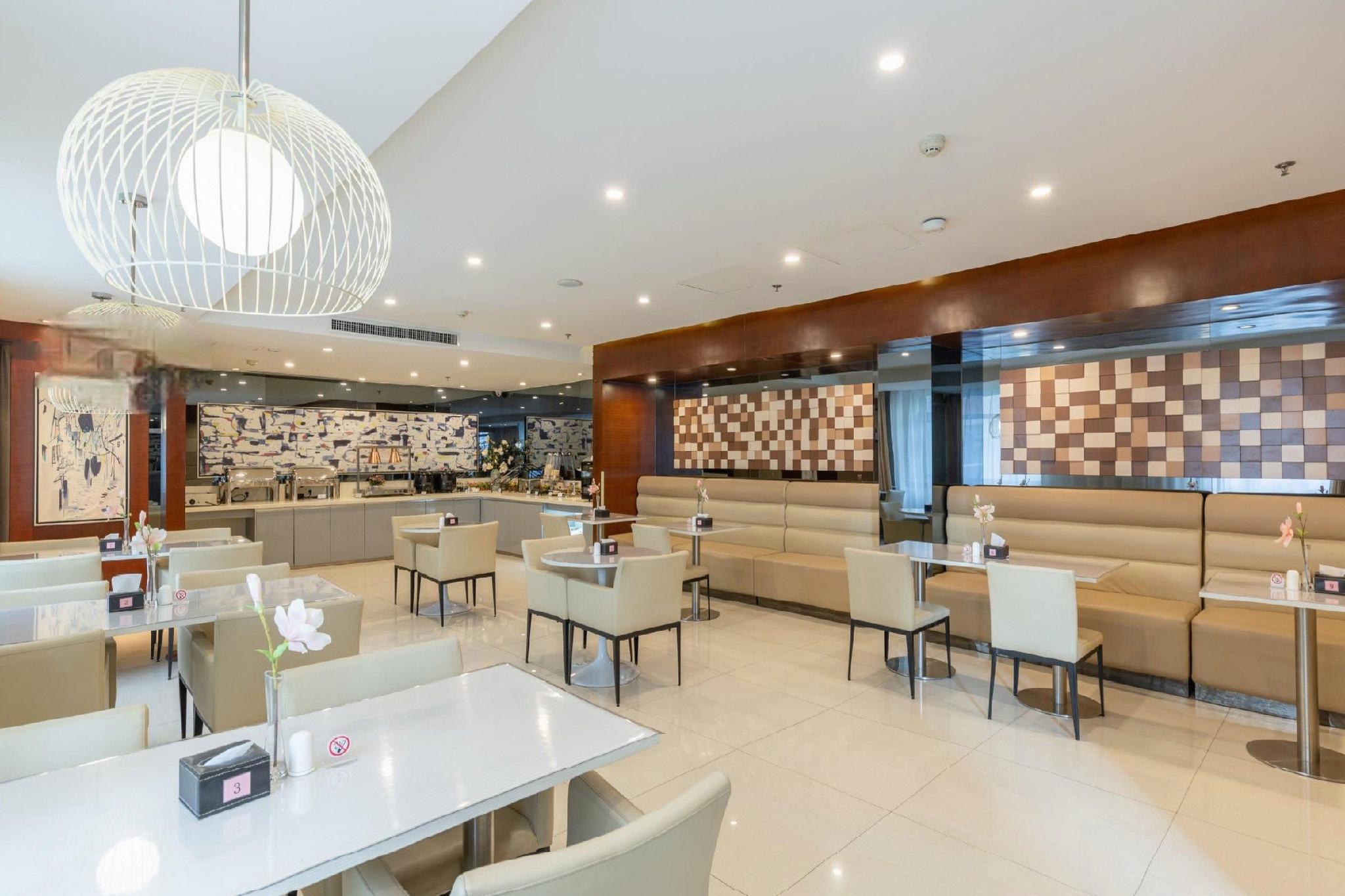 Jinjiang Inn Select (Shenyang Railway Station Taiyuan South Street) 33/50