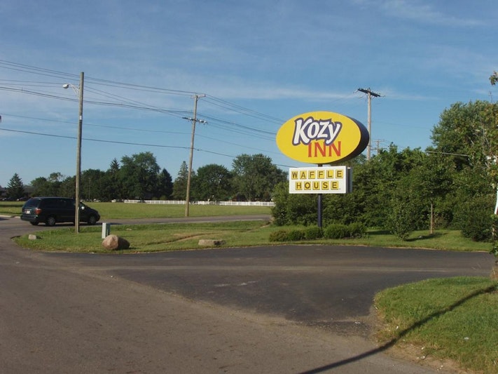 Kozy Inn Columbus 4/10