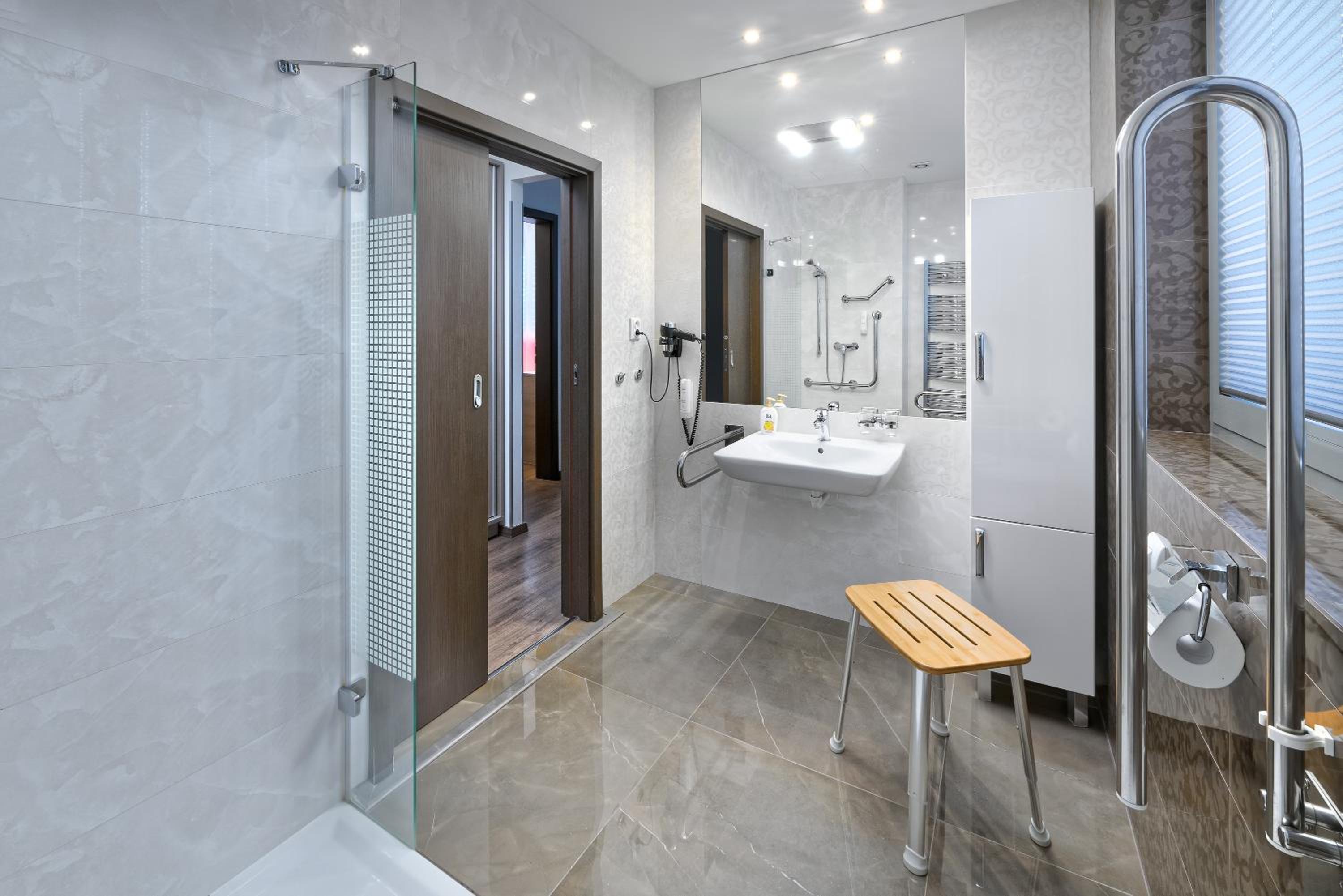 Room, Triple, Pool Access، Hotel Aura Design & Garden Pool 4/4