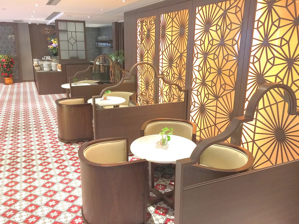 Largos Hotel 38/58