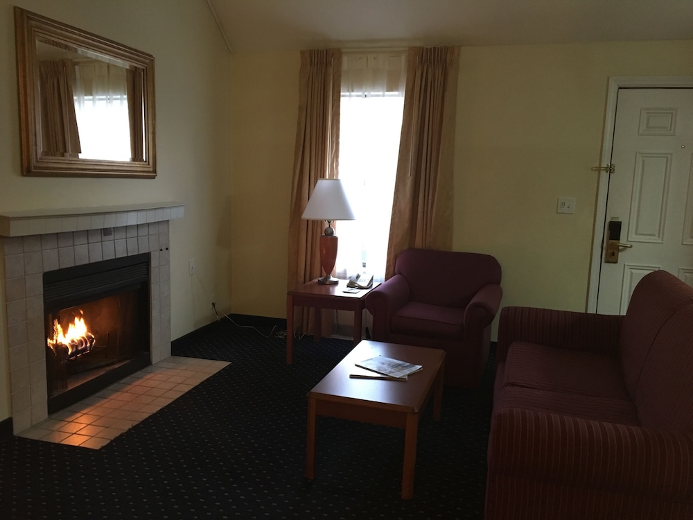 Affordable Suites of America Grand Rapids (Ex Hawthorn Suites by Wyndham) 24/49