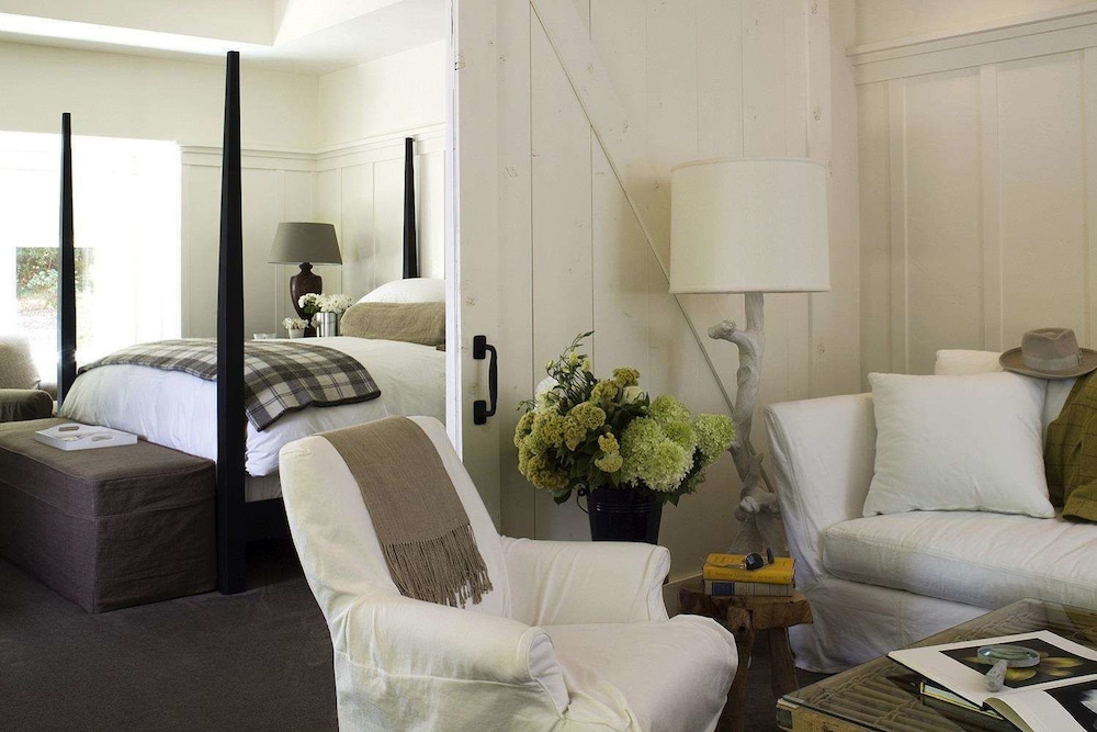 FARMHOUSE INN 34/50