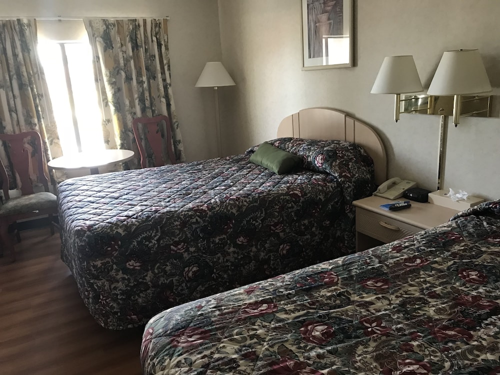 Rodeway Inn Dillsburg, PA 27/45