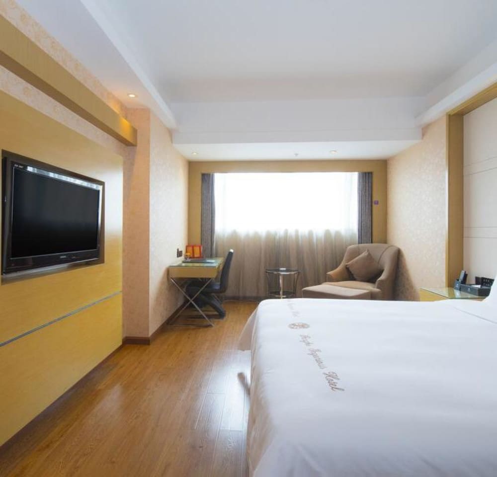 Pengker Deluxe Collection Hotel 11/30