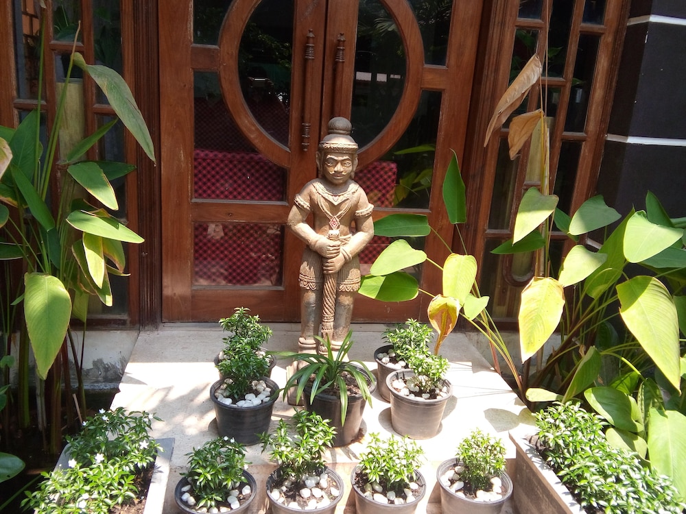 THE VILLA SOK SAN SQUARE 46/50