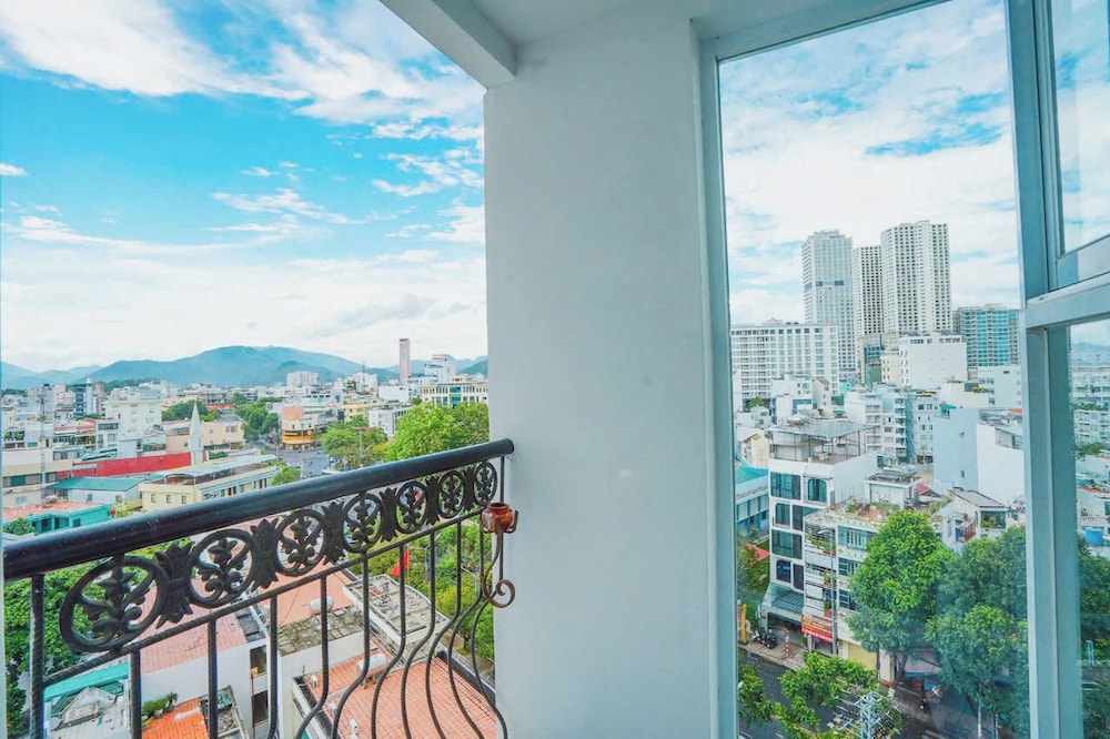 Isena Nha Trang Hotel 40/45