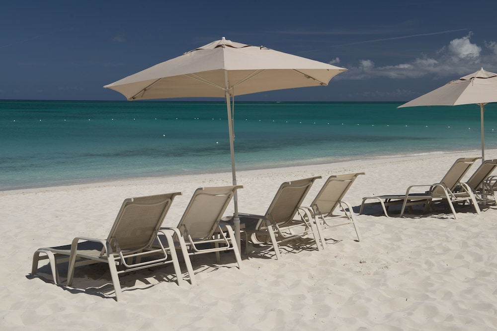 The Venetian on Grace Bay 21/27