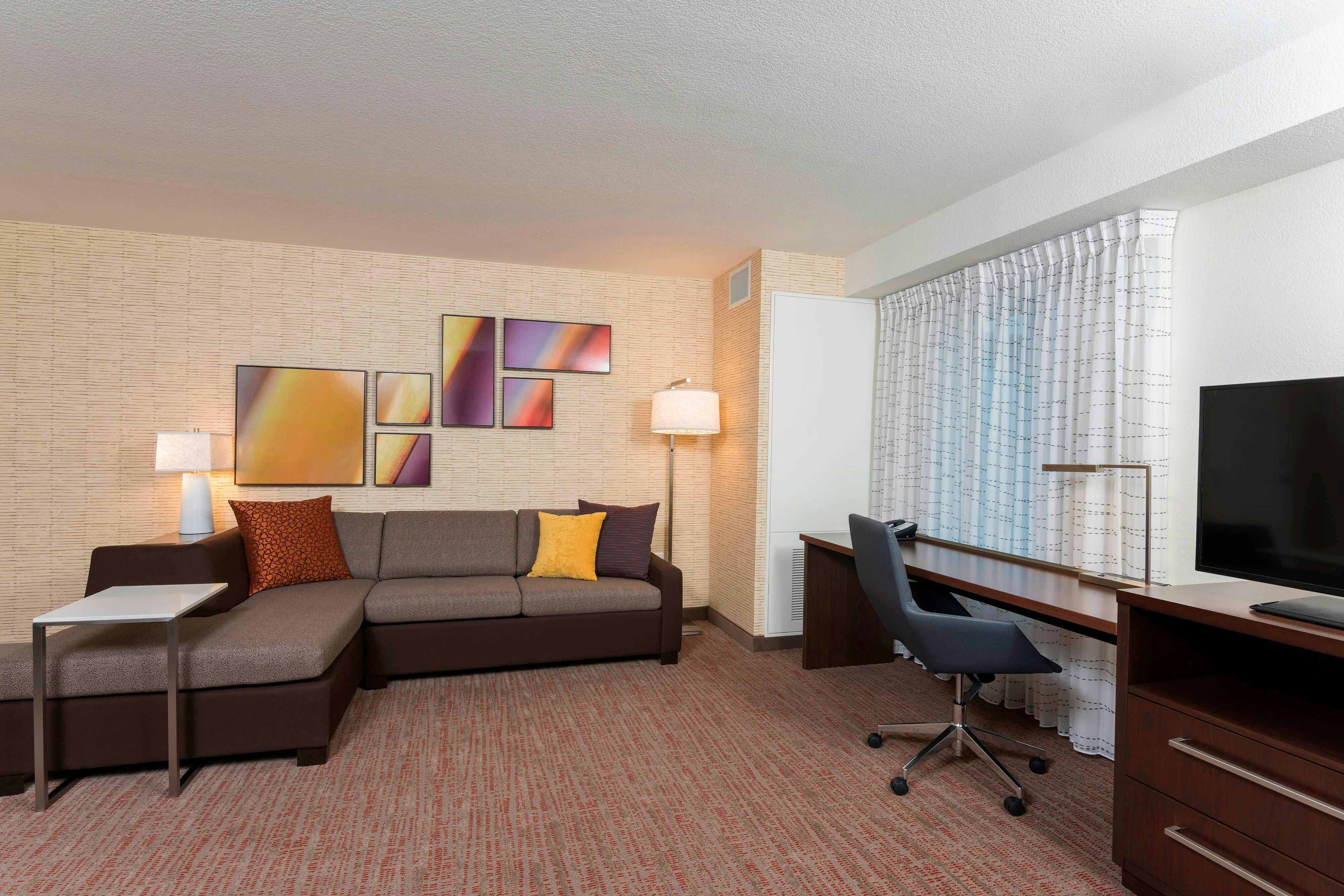 RESIDENCE INN GREEN BAY DOWNTOWN 50/58