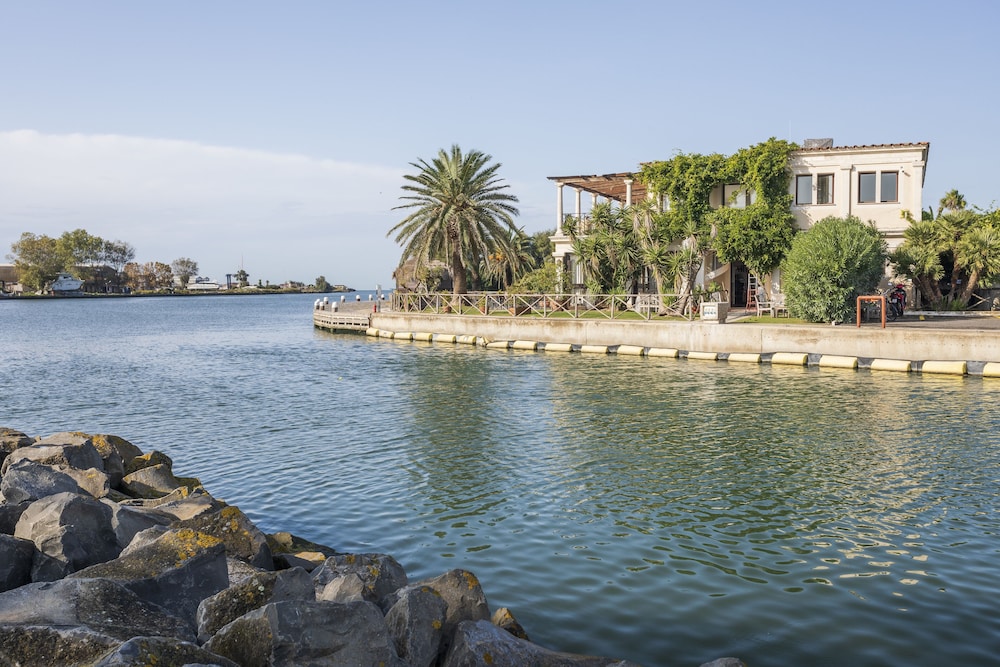 Porto Romano The Marina Resort 38/48