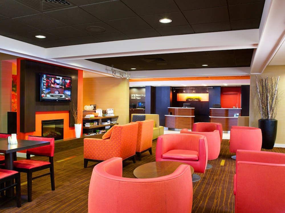 Courtyard by Marriott Scranton Montage Mountain 25/34