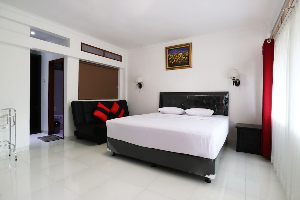 Narima Resort Hotel 12/33