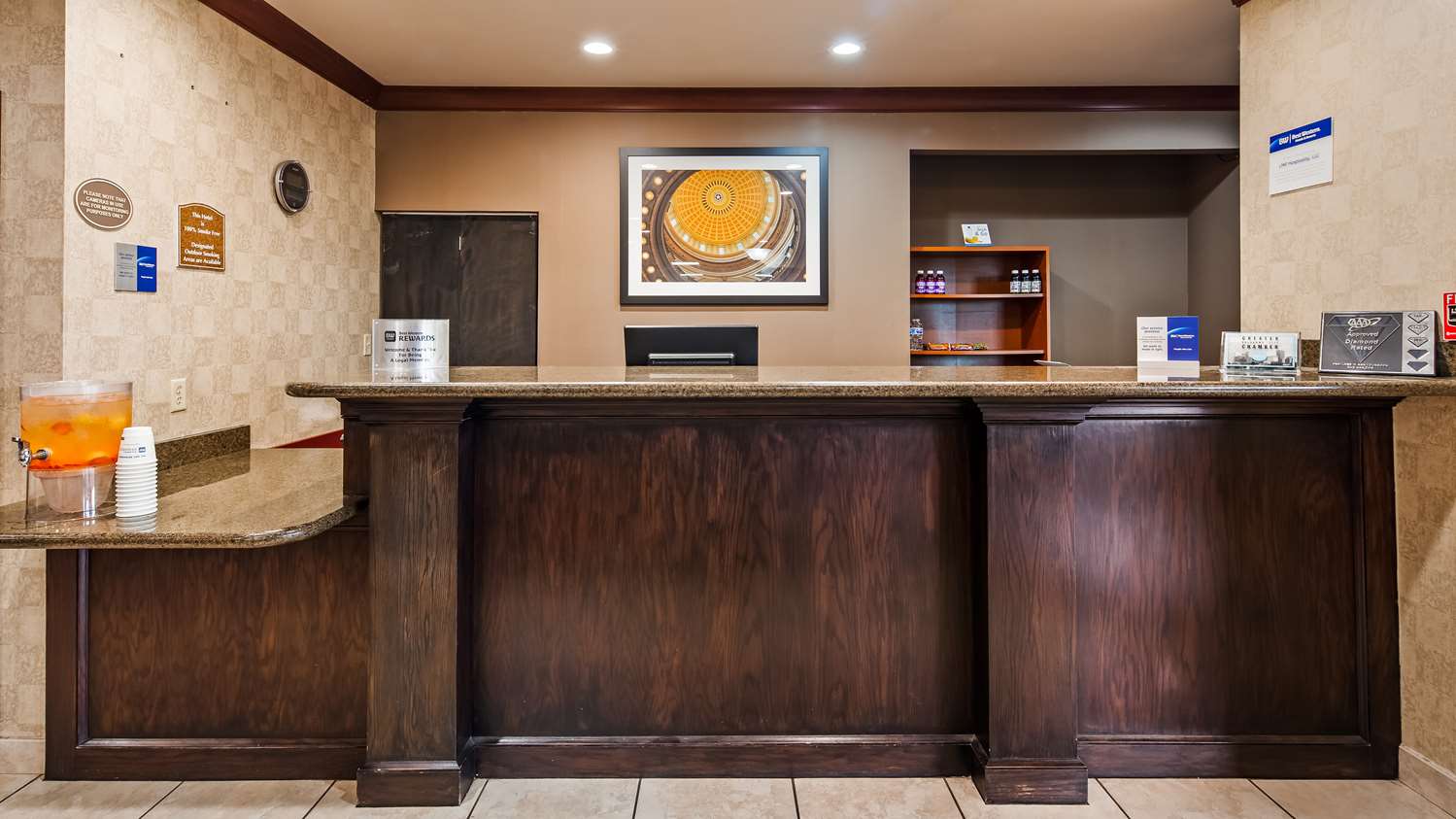 Best Western Plus Memorial Inn and Suites 1/9