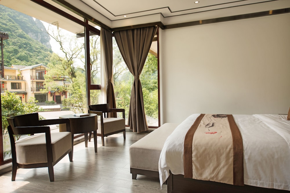 Peach Blossom River Resort 18/50