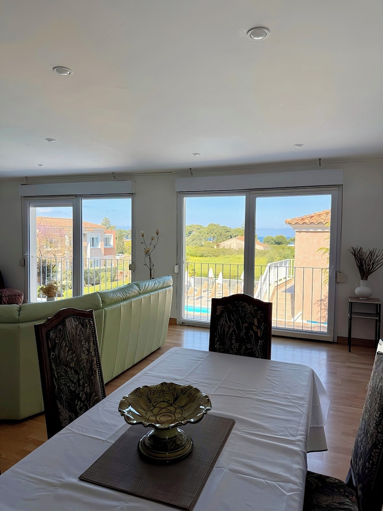 Hotel Thalassa 32/50