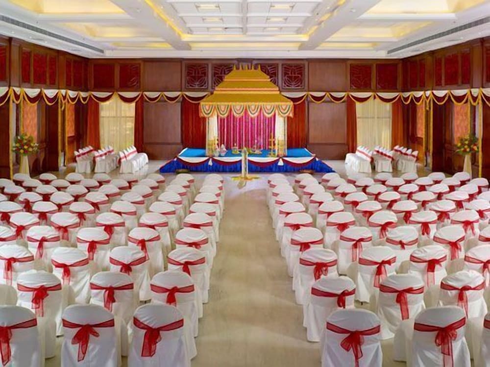 Sunway Manor Hotel 18/45