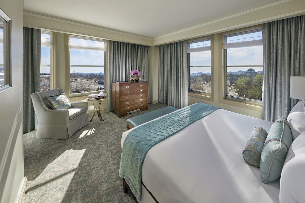 Salamander Washington DC (ex Mandarin Oriental Washington DC) 19/69