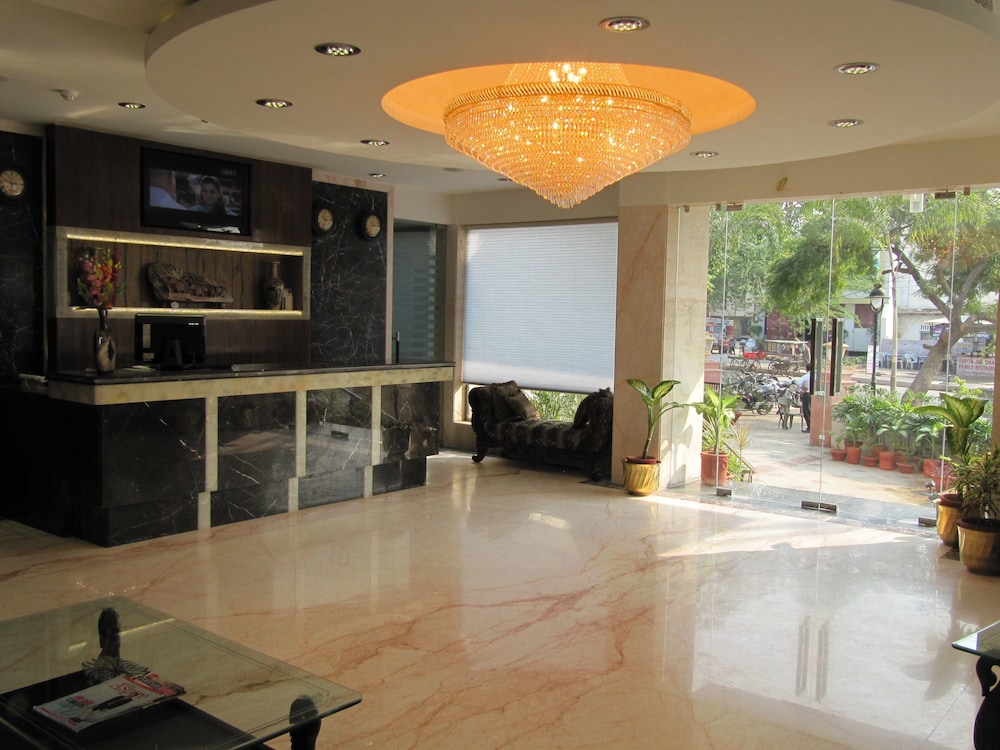 Hotel Taj Resorts 6/23