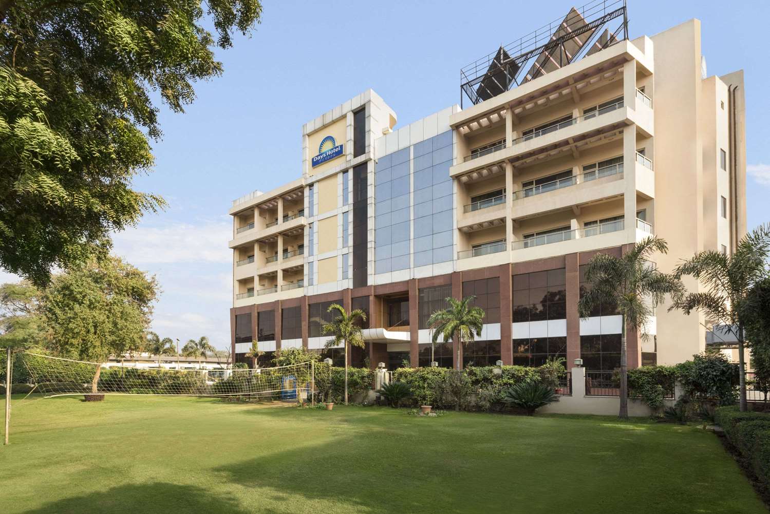 Days Hotel Neemrana Jaipur Highway 4/43