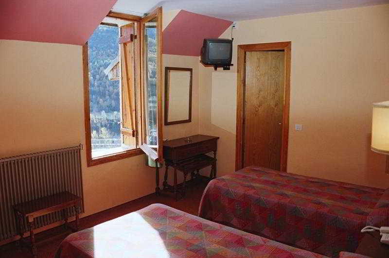 Hotel Vicente 16/59