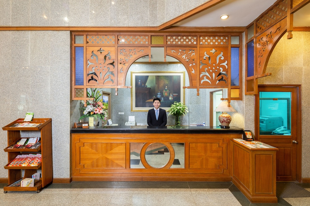 Oriental Palace 7/49