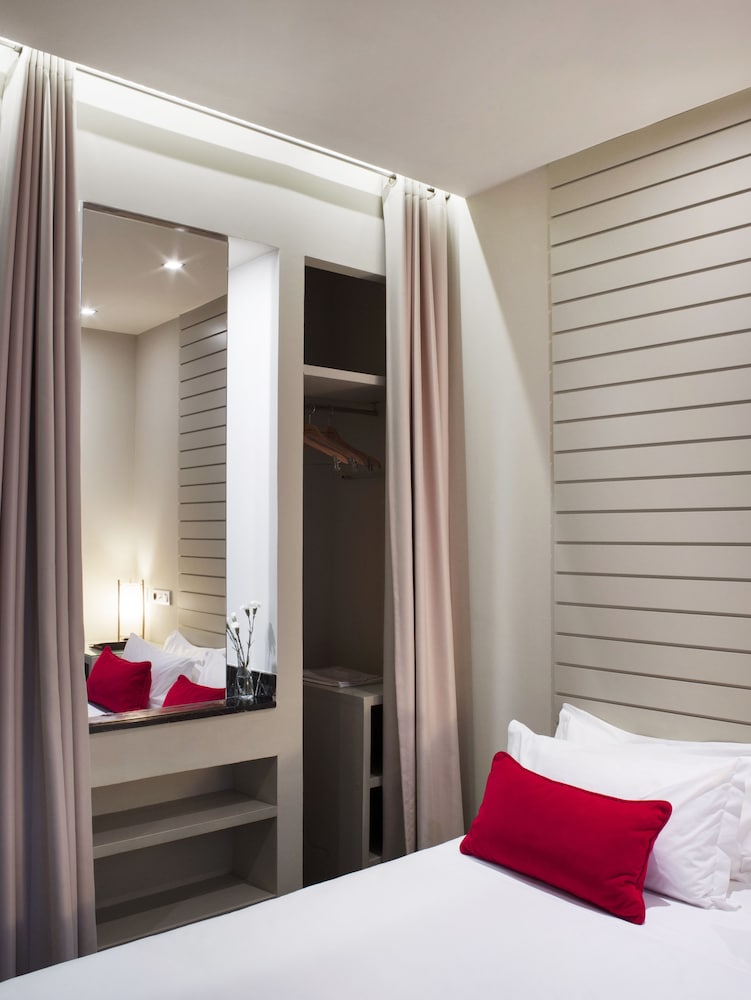 Miro Hotel 24/70