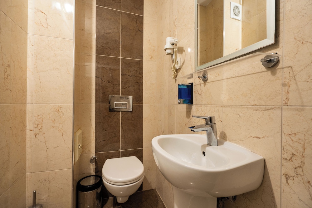 Cihangir Palace Hotel 63/69