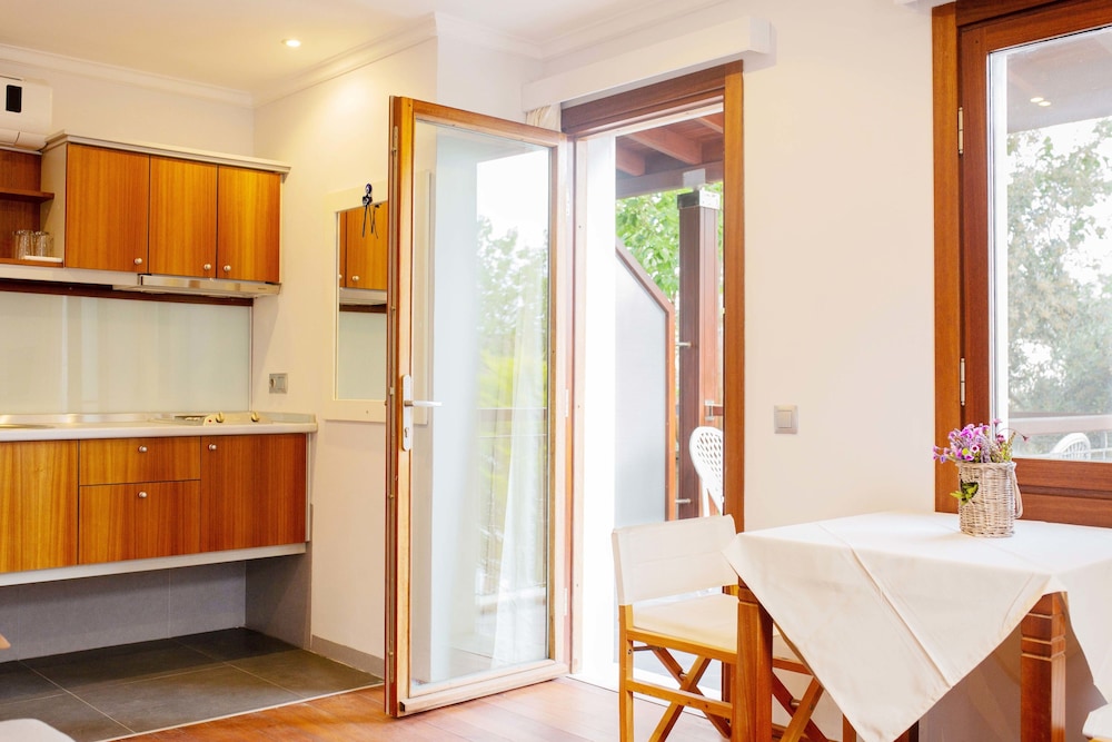 2 Bedrooms, Family, Apartment, Queen Bed, Pool View, Sofa, Kitchen, Bodrum Stone House Hotel 8/10