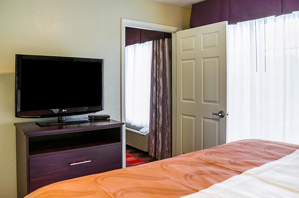 Quality Inn Vicksburg 23/46