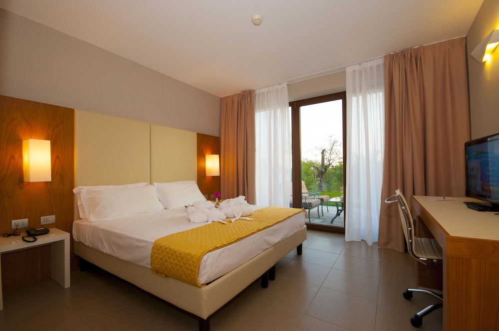 Eurocongressi Hotel 10/35