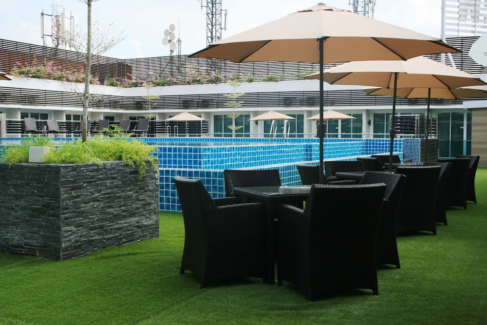 Sfera Hotel 56/59