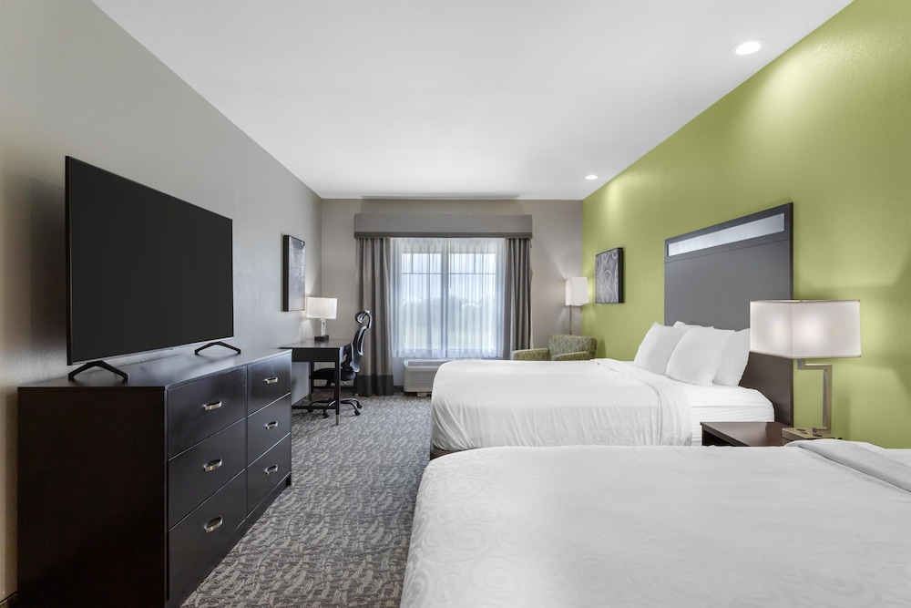 Standard, 2 Queen Beds