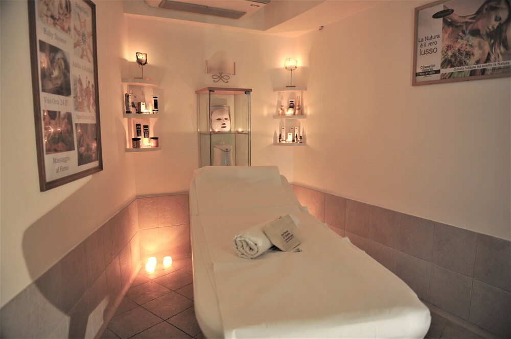 Hotel Metropole 27/46