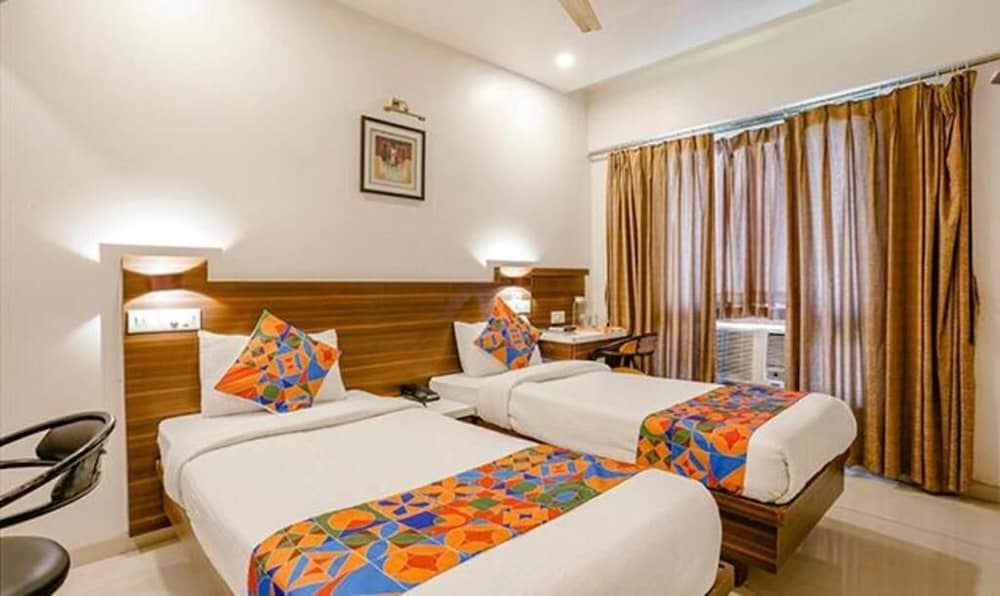 Hotel Srikrishna Paradise 13/46