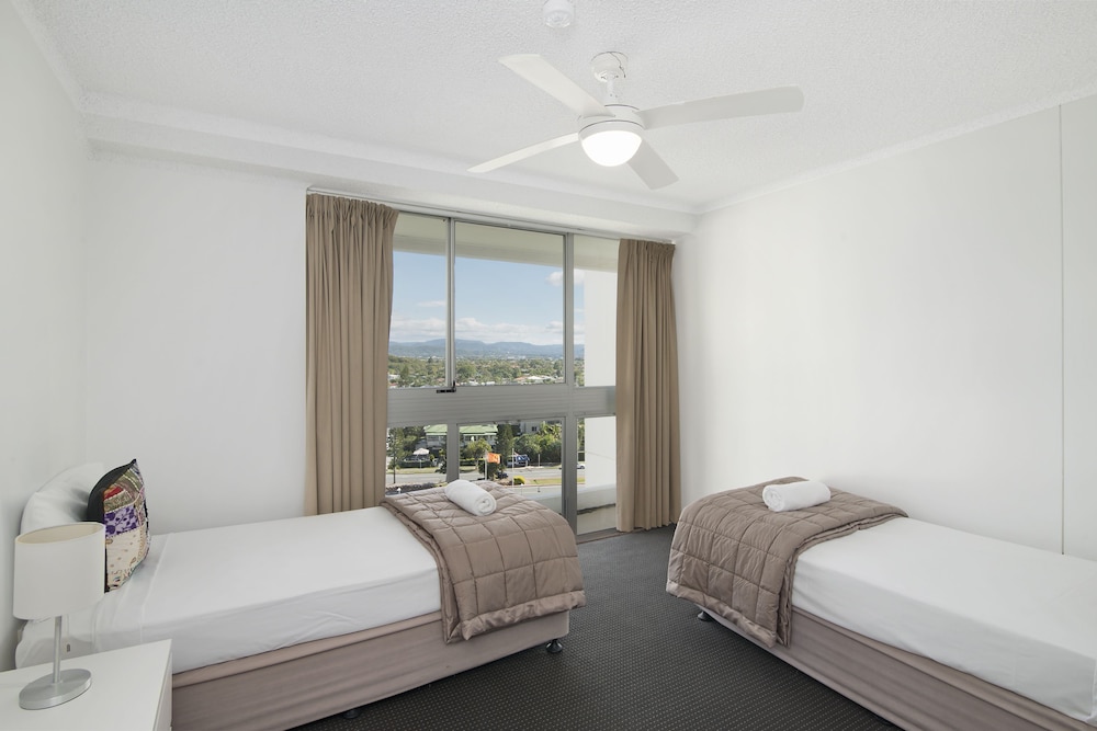 Solnamara Beachfront Apartments 19/75