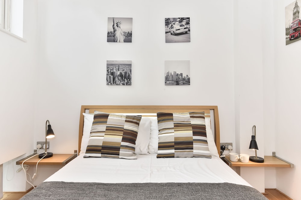 Camden Market Apartments 24/57