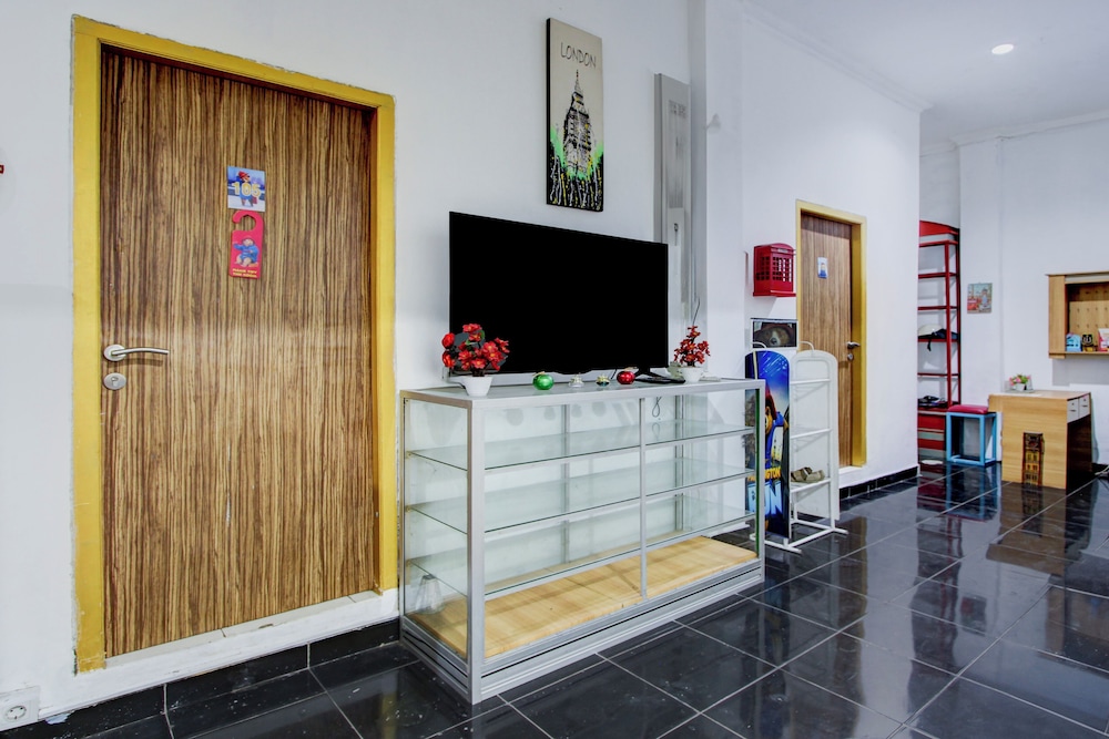 Hotel O Yogyakarta near Gembiraloka Zoo formerly Paddington Bear Homestay 9/33