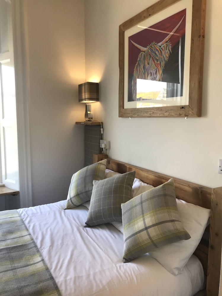 18 Craigmillar Park Guest House 20/50