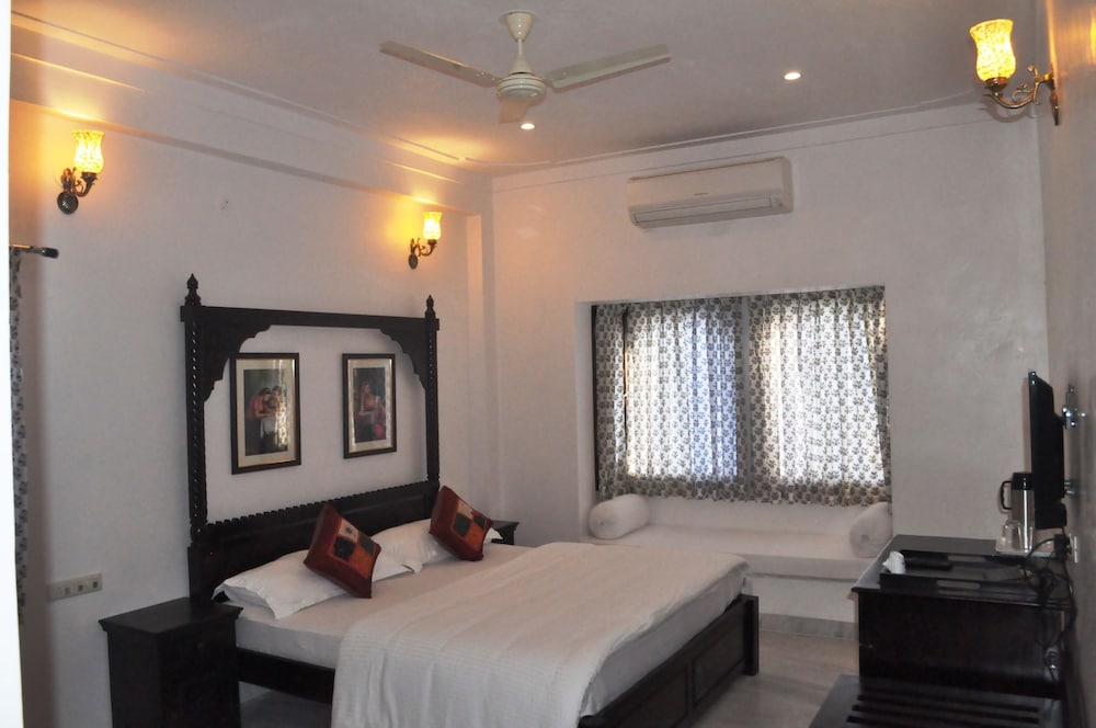 KOTRA HAVELI 16/50