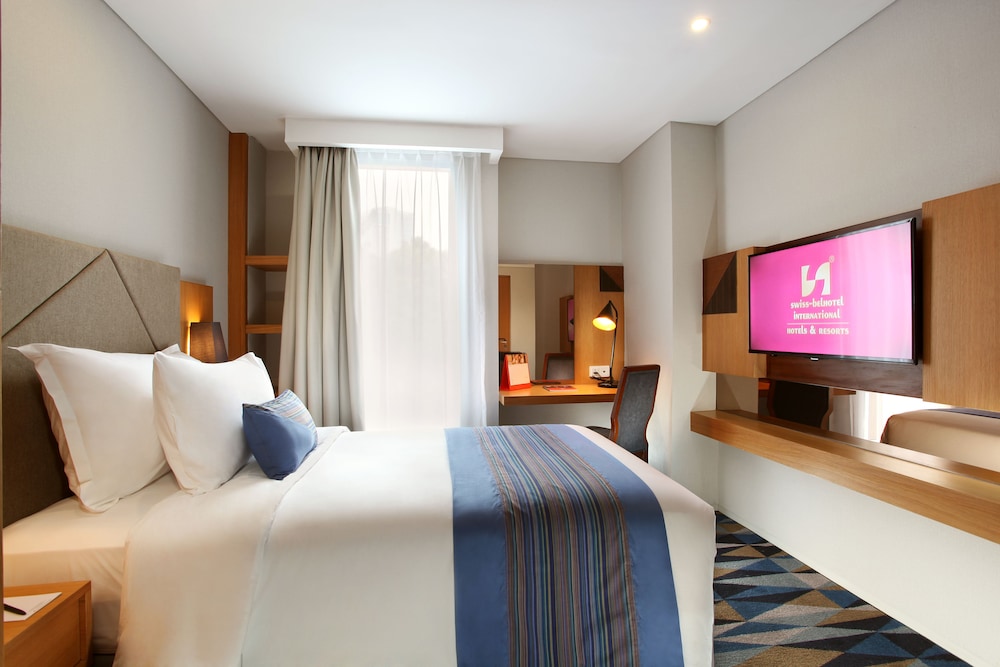 Swiss-Belhotel Pondok Indah 17/69